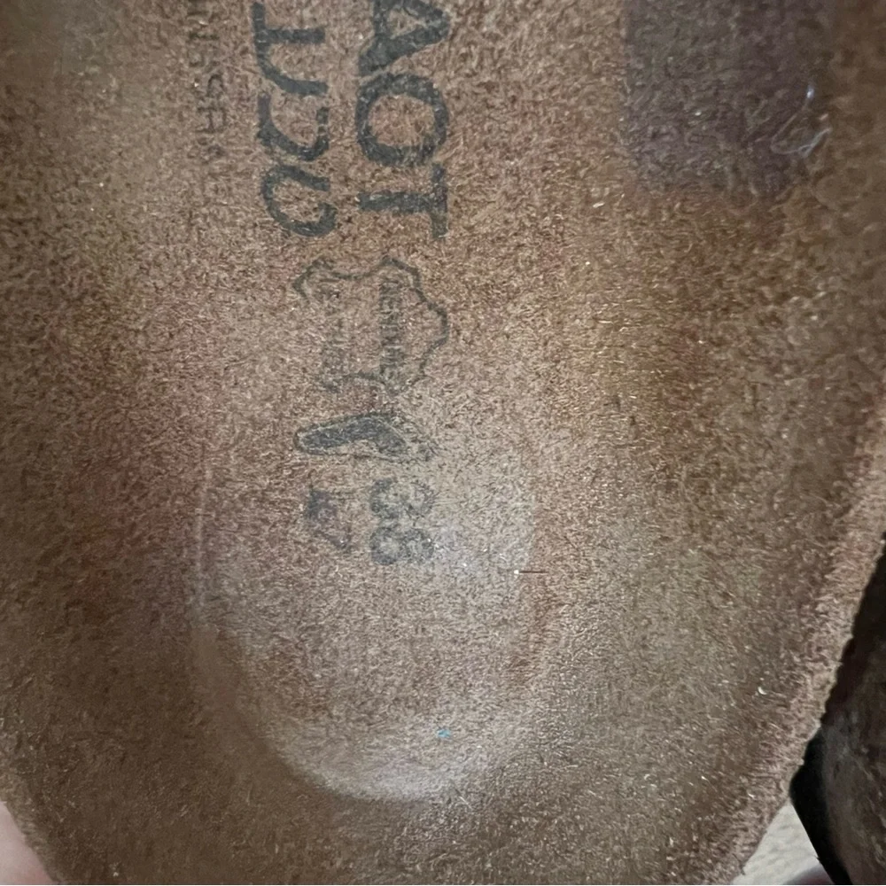 Naot Tahoe Thong Dark Brown Leather Platform Sandal Size 7-7.5 US - Picture 9 of 11